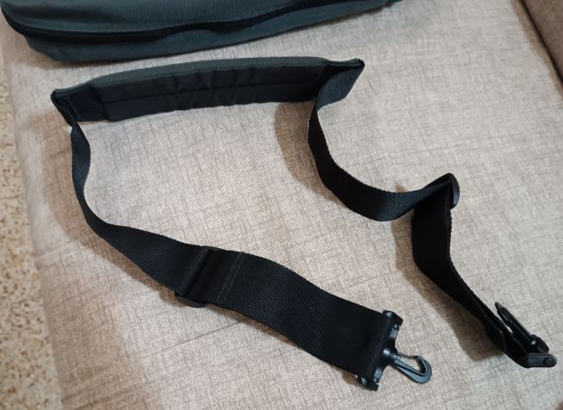 Borsa a tracolla Eastpak Delegate, come nuova, originale - Foto 2