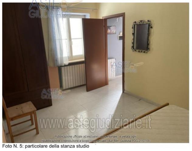 IMMOBILI-IMMOBILE RESIDENZIALE-frazione Pescia Romana, in Strada delle Graticciare, già Via della Perazzeta n. 13 - Foto 3