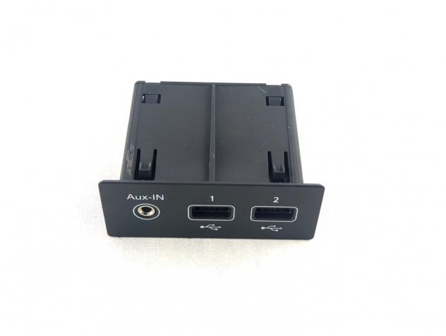 280231553R PORTA INGRESSO USB AUX RENAULT TWINGO E 31KW AUT 5P (2021) RICAMBIO USATO
