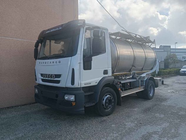 Iveco Eurocargo 120E22 cisterna latte - Foto 2