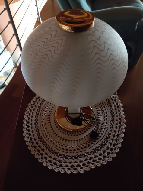 LAMPADA DA TAVOLO ANNI 80 - Foto 2