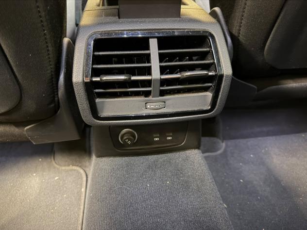 Audi Q3 35 2.0 tdi s-tronic - Foto 8
