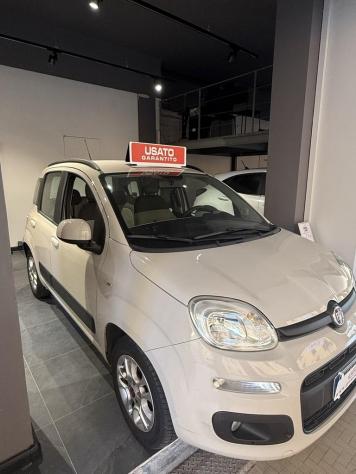 Fiat Punto 1.2 Young 5p - Foto 2