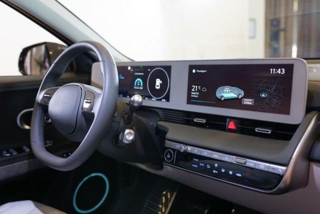 HYUNDAI Ioniq 5 84 kWh Business rif. 23759757 - Foto 4