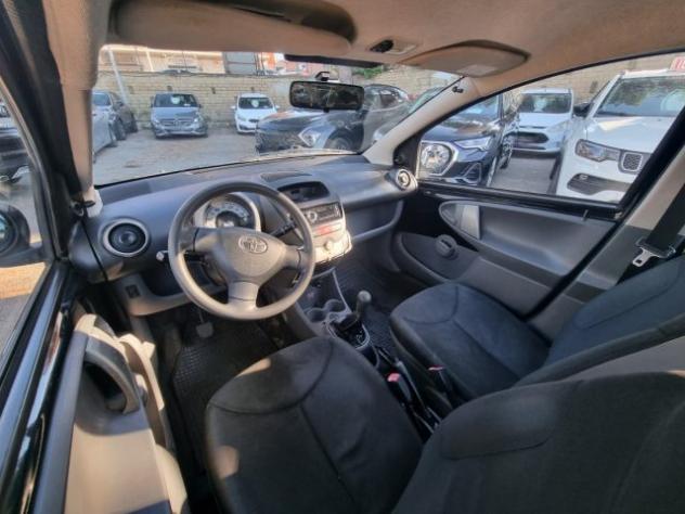 TOYOTA Aygo 1.0 12V VVT-i 5 porte Sol rif. 24104926 - Foto 10
