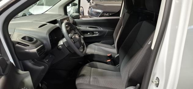 Toyota Proace City Verso L1 Active benzina 110CV M/T - Foto 9