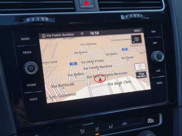 Volkswagen Golf 1.6 TDI 115CV DSG 5p. Connect - Foto 8