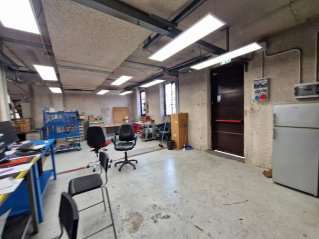 Immobile di 1250 m² con più di 5 locali in vendita a Baranzate - Foto 7