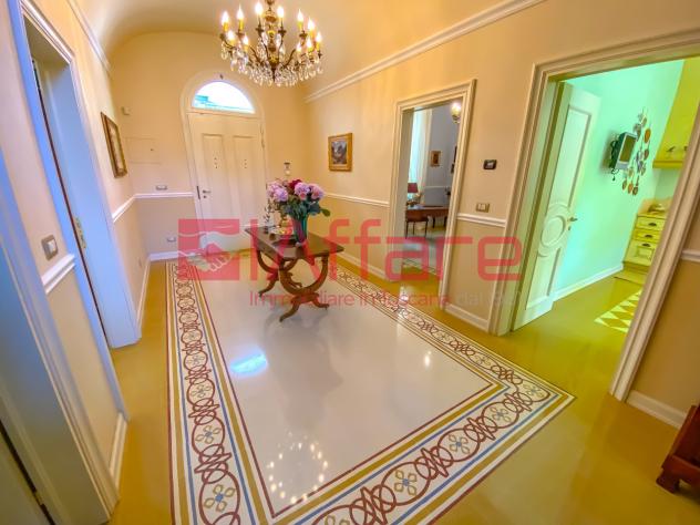 Casa singola in vendita a Montecatini-Terme 350 mq Rif: 1121262