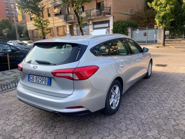 Ford Focus 1.0 EcoBoost 125 CV SW Business - 2020 - Foto 4