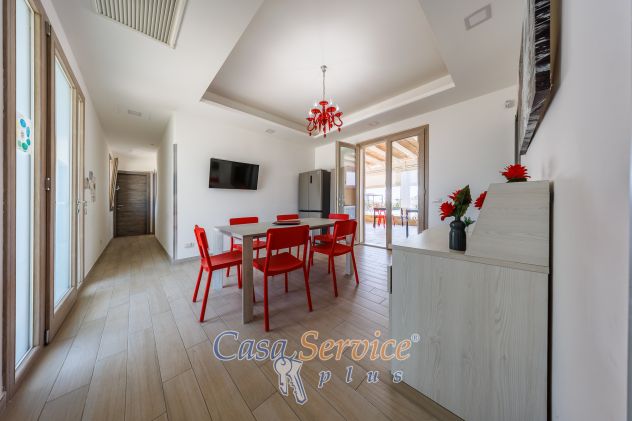 Villa con piscina e ampio giardino - Foto 7