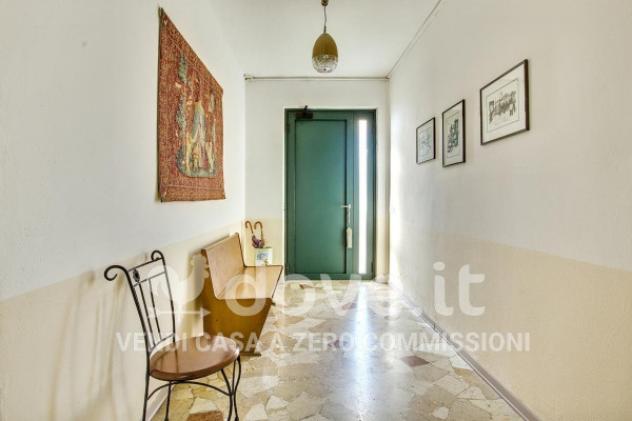 Appartamento di 82 m² con 3 locali e box auto in vendita a Induno Olona - Foto 5