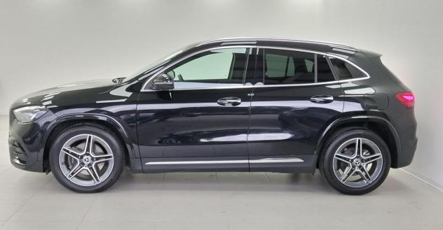 Mercedes-Benz GLA 180 d Automatic AMG Line Premium Plus - Foto 8