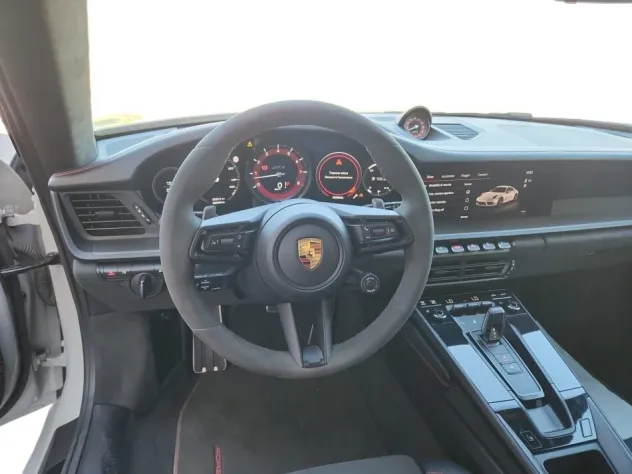 PORSCHE 911 CARRERA 4 GTS - Foto 5