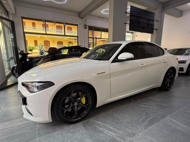 Alfa Romeo Giulia 2.2 Turbodiesel 210 CV AT8 AWD Q4 Veloce - Foto 7