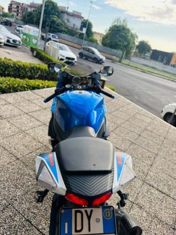 SUZUKI GSX R 600 TUTTO INCLUSO ANCHE PASSAGGIO! DEPOTENZIATA rif. 24114028 - Foto 9