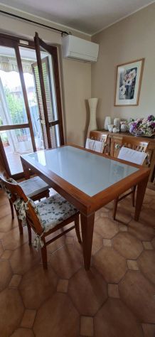 Tavolo rettangolare allungabile  6 sedie - Foto 7