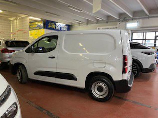 Peugeot Partner Partner 1.5 diesel 130cv S&S L1 - Foto 2