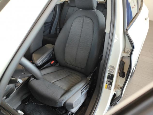 BMW X1 xDrive25e Plug-in Hybrid Auto Navi FariLED - Foto 4
