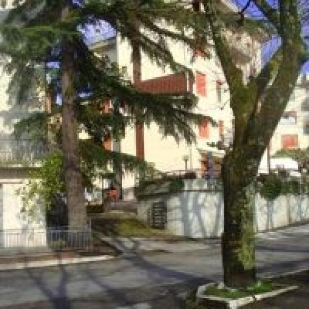 Giade S.a.s. di Maresca Girolamo & C.