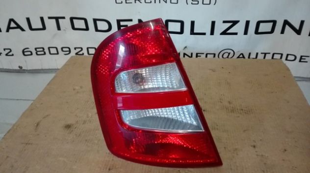 Fanali posteriori Skoda Fabia del 2004 - Foto 2