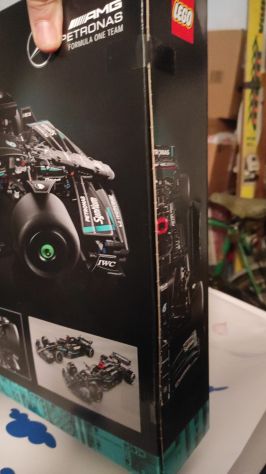 Lego mercedes AMG F1 w e performance