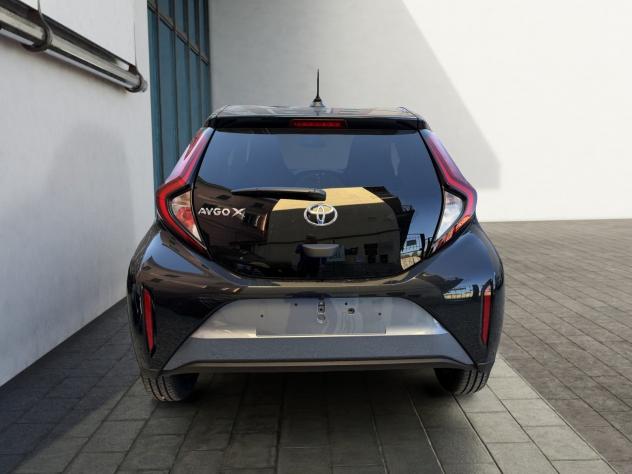 Toyota Aygo X 1.0B (72 CV) Active S-CVT - Foto 5