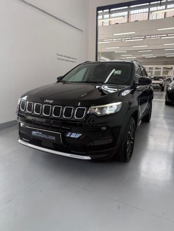 Jeep Compass 1.3 Turbo T4 190 CV PHEV AT6 4xe Limited 2023 - Foto 3