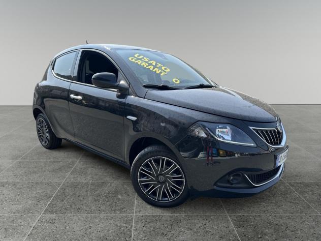 Lancia Ypsilon 1.0 FireFly 70cv Hybrid Silver