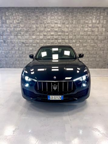 Maserati Levante V6 AWD Executive - Foto 9