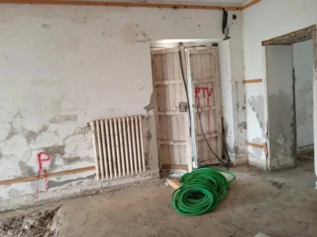 Immobile in asta di 206 m² con più di 5 locali in vendita a Melfi - Foto 18