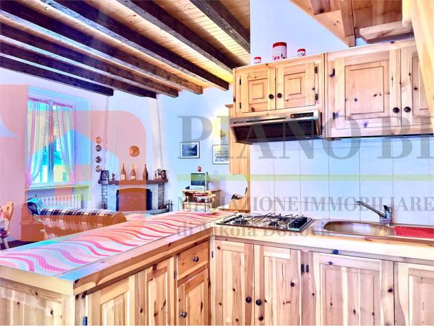 V000562 - TRILOCALE SU DUE LIVELLI CON POSTO AUTO E CANTINA - Foto 15