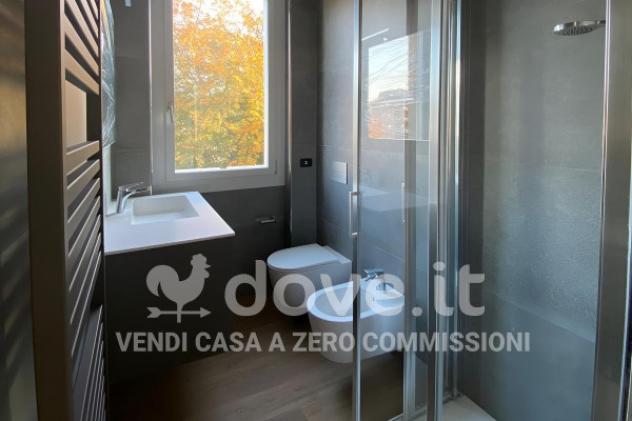 Attico / Mansarda di 220 m² con più di 5 locali e box auto in vendita a Varese - Foto 12
