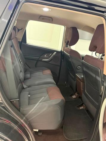 Mahindra XUV500 2.2 16V FWD W8 - Foto 10