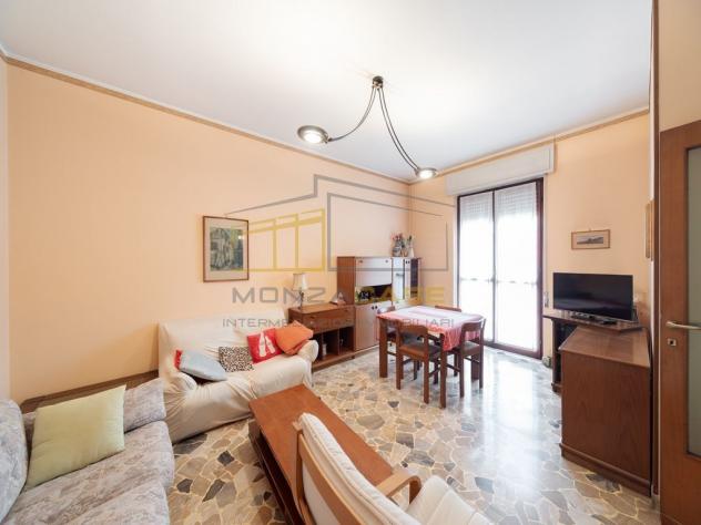 Ampio tre locali di 100 mq in elegante contesto con giardino condominiale - Foto 8
