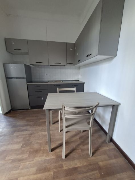 MM ROVERETO : Monolocale mq. 38 € 800 compreso spese - Foto 2