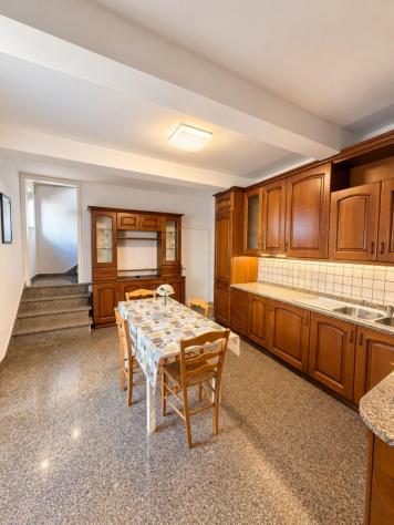 APPARTAMENTO INDIPENDENTE di 5 vani e di 130 mq (SIGNA) rif. L1393 - Foto 6