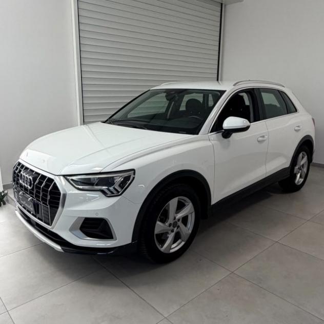 AUDI Q3 35 TDI S tronic Business Advanced rif. 23810615 - Foto 3