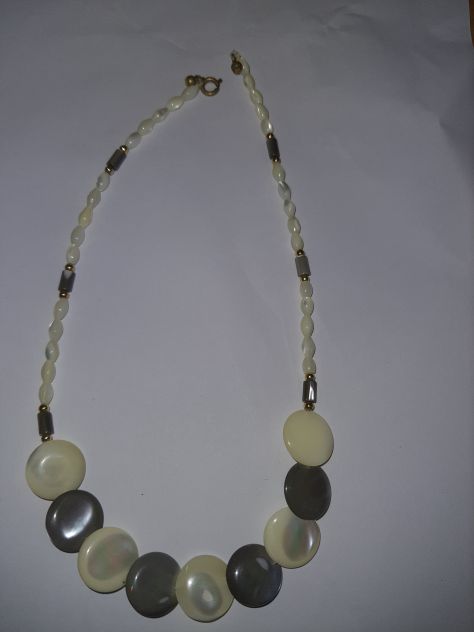 Collana con perline