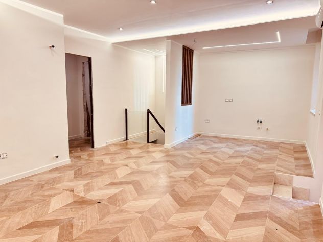 Soluzione indipendente con spazio esterno - Foto 5