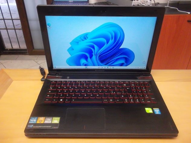 NOTEBOOK LENOVO Y510P CORE I7-16GB-500SSD-2GB VIDEO-WINDOWS 11