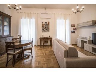Apartment in Via Donatello, Roma for 100 m² with 2 bedrooms