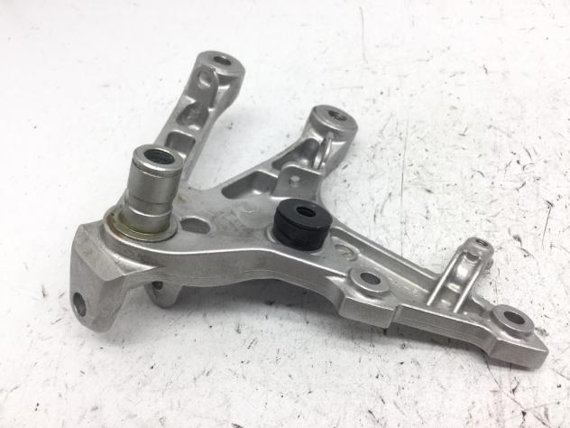HONDA CBR RR ABS KM0 600 STAFFA SUPPORTO PEDANA ANTERIORE DESTRA 2024 2026 - Foto 3