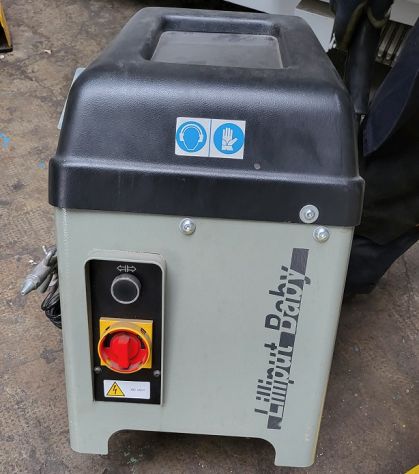 MACCHINA PER FROFILI ALLUMINIO E PVC RINALDI