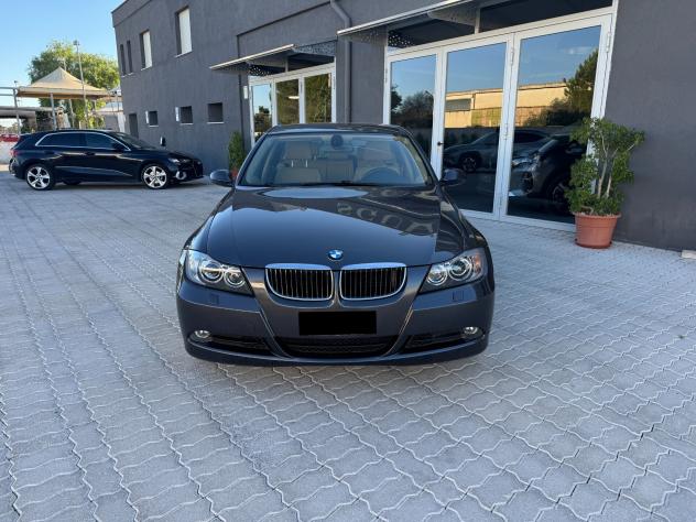 BMW 320D 2.0 TOURING ATTIVA 2006 - Foto 3