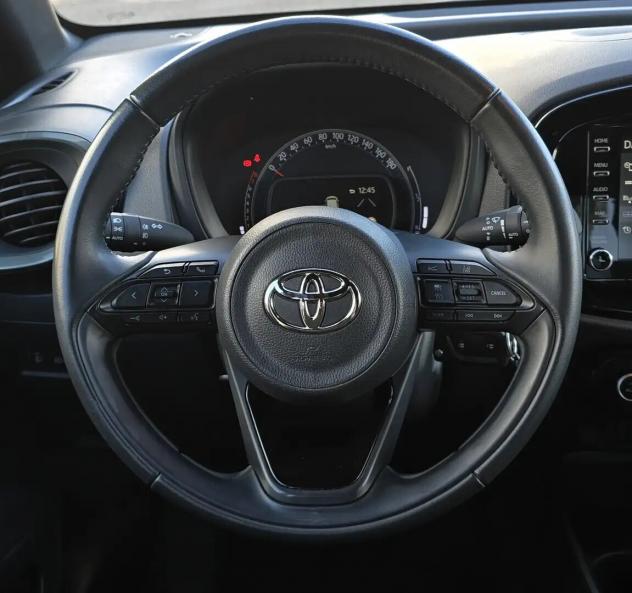 Toyota Aygo X 1.0 Lounge 72cv s-cvt - Foto 10