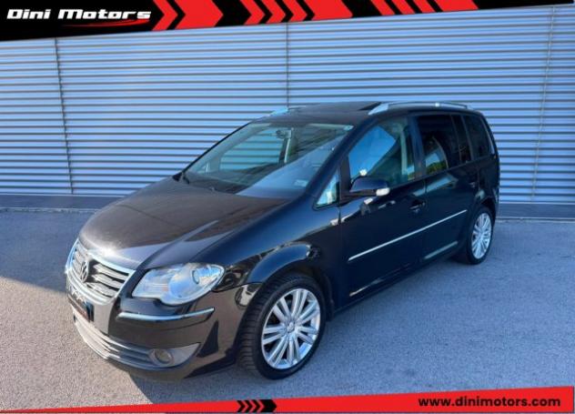 VOLKSWAGEN Touran 2.0 TDI DPF Highline 7 posti TETTO ok neopatentati rif. 23956806