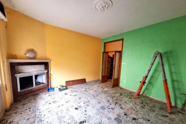 Immobile in asta di 103 m² con più di 5 locali e box auto doppio in vendita a Trevi - Foto 7