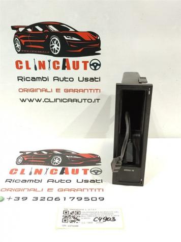 INTERFACCIA PRESA USB/INGRESSO AUX VOLKSWAGEN Scirocco Serie (137) 5N0035341A (0814)