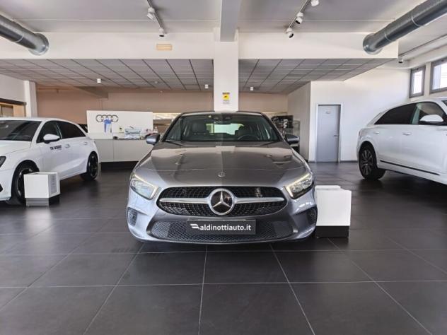 MERCEDES Classe A (W177) A 180 d Automatic Sport - Foto 2